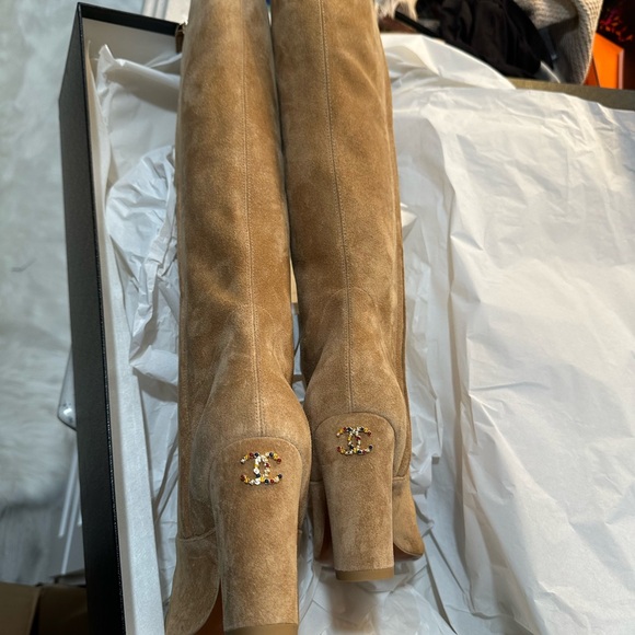 Never worn current season Chanel boots. 37.5 - Picture 3 of 5